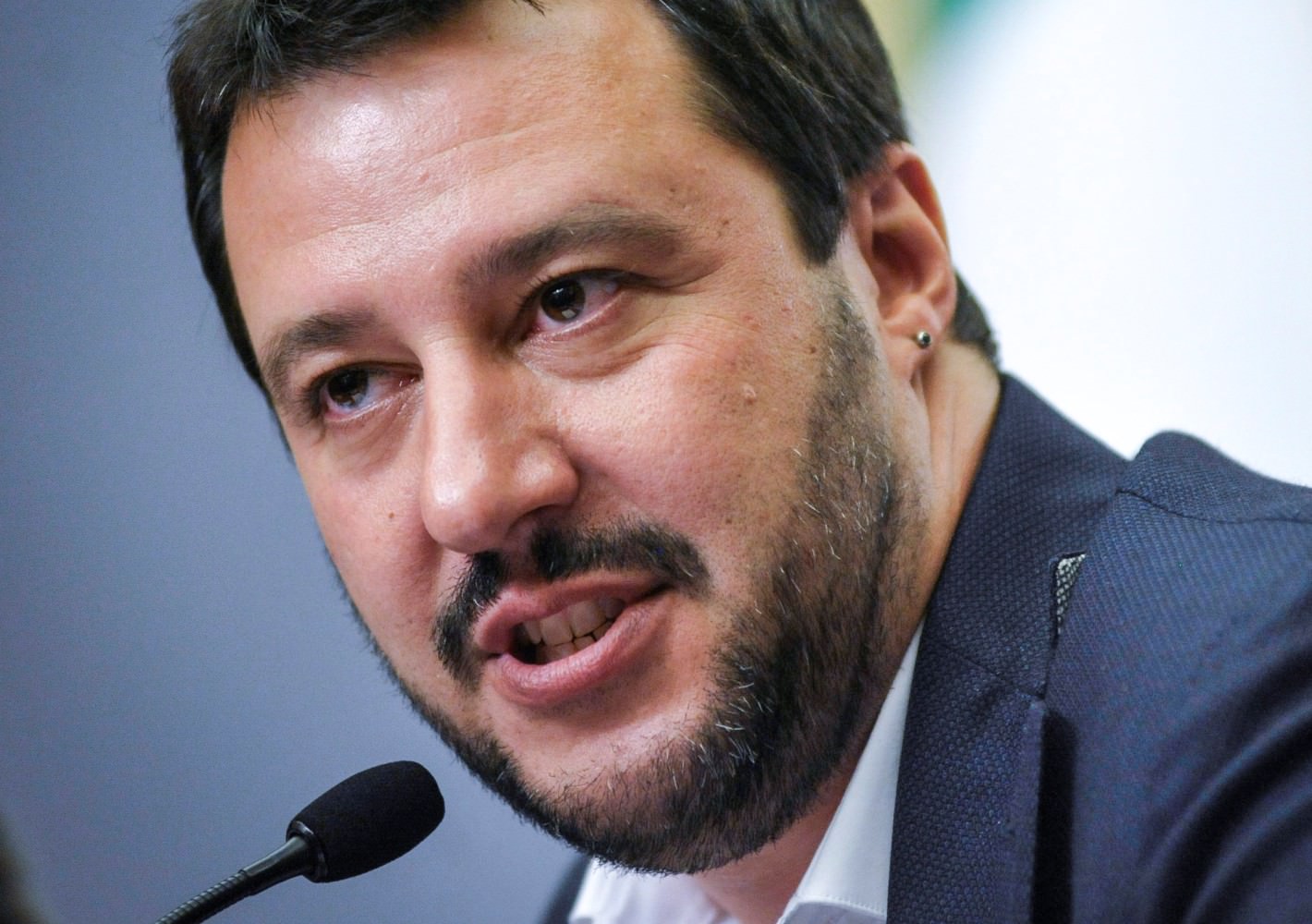 Matteo Salvini e Susanna Ceccardi in Piazza Campioni a Viareggio