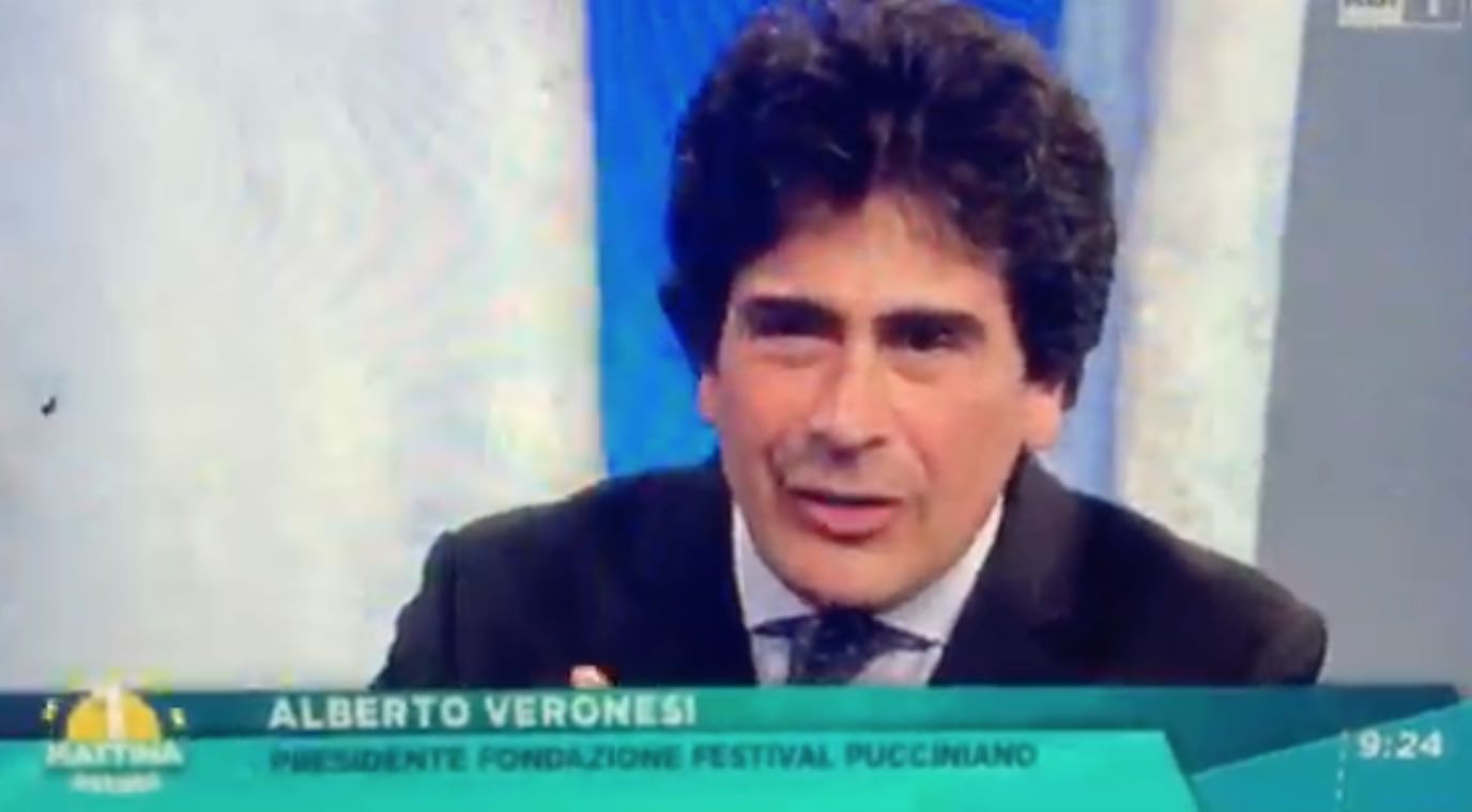 Clamorosa gaffe del Maestro Veronesi su RaiUno: “Abbiamo contattato John Lennon…” (video)