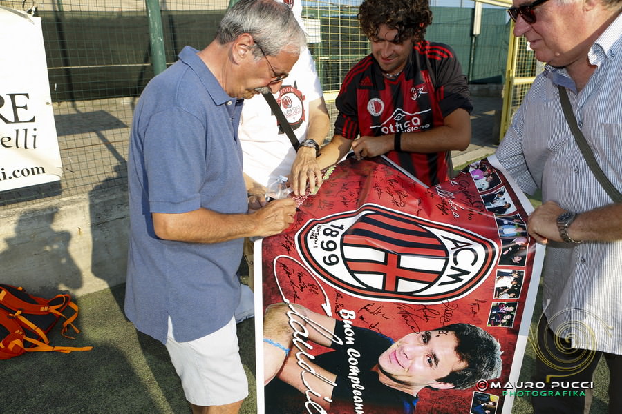 “Buon compleanno Claudio”, raccolti 800 euro (le foto)