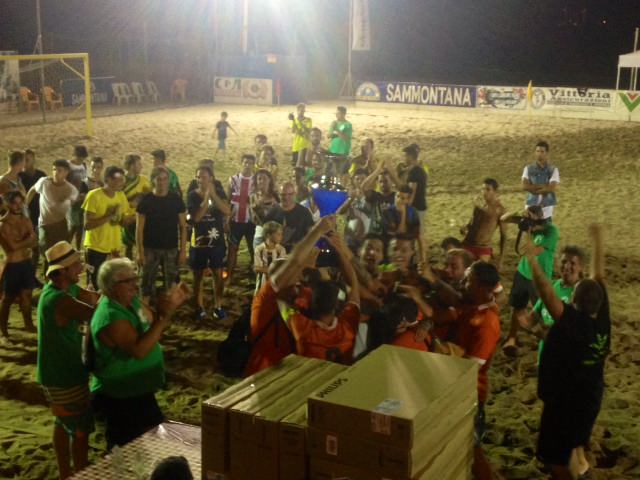 Memorial Matteo Valenti di beach soccer, agli archivi un’altra edizione spettacolare