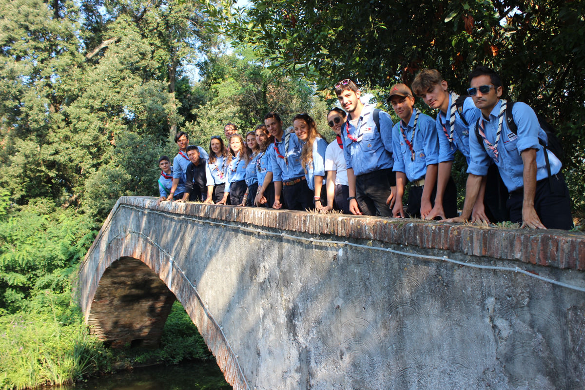 Boy scout di Peschiera del Garda per far rinascere la pineta della Versiliana