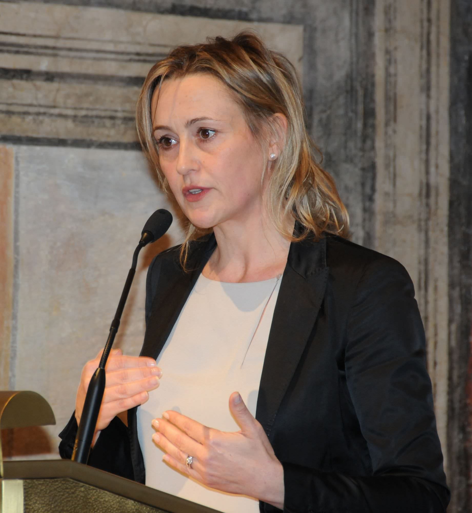 Deborah Bergamini sottosegretaria alla Presidenza del Consiglio