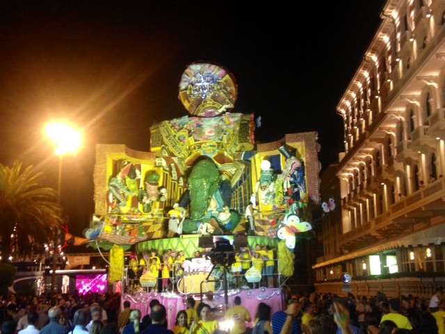 Giù il sipario sul Carnevale estivo, per la Fondazione (e la città) una lezione da imparare