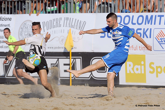 Viareggio, l’amarezza di una finale persa incollati alla tv