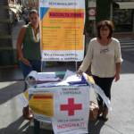 Foto raccolta firma abrogazione legge regionale sanità