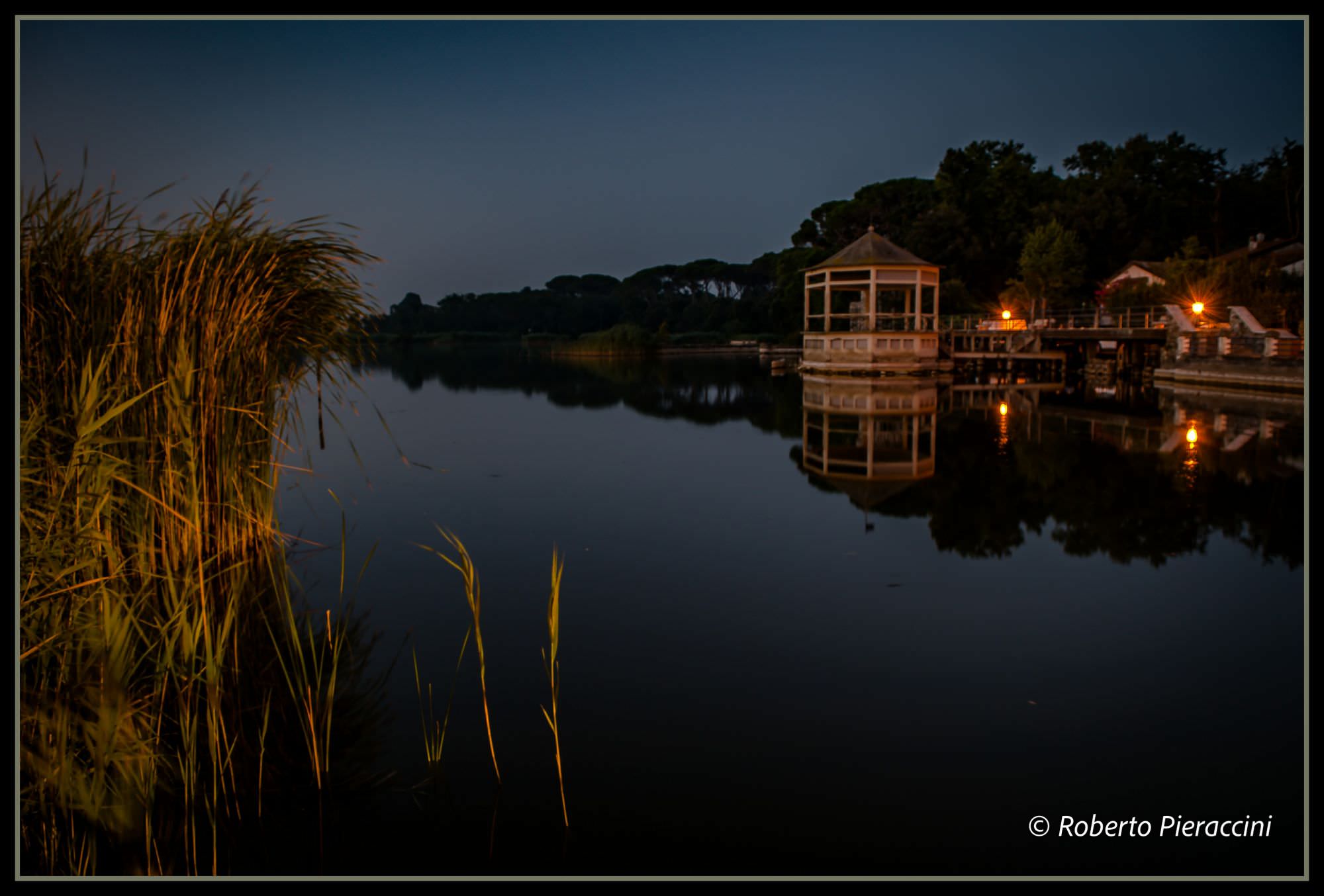 Riflessi sul lago