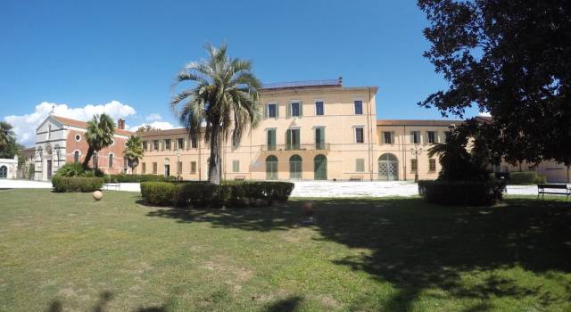 &#8220;Il centro visite del Parco a Villa Borbone off limits nei giorni festivi: i litigi (le ripicche) tra Comune ed Ente Parco non fanno bene a Viareggio&#8221;