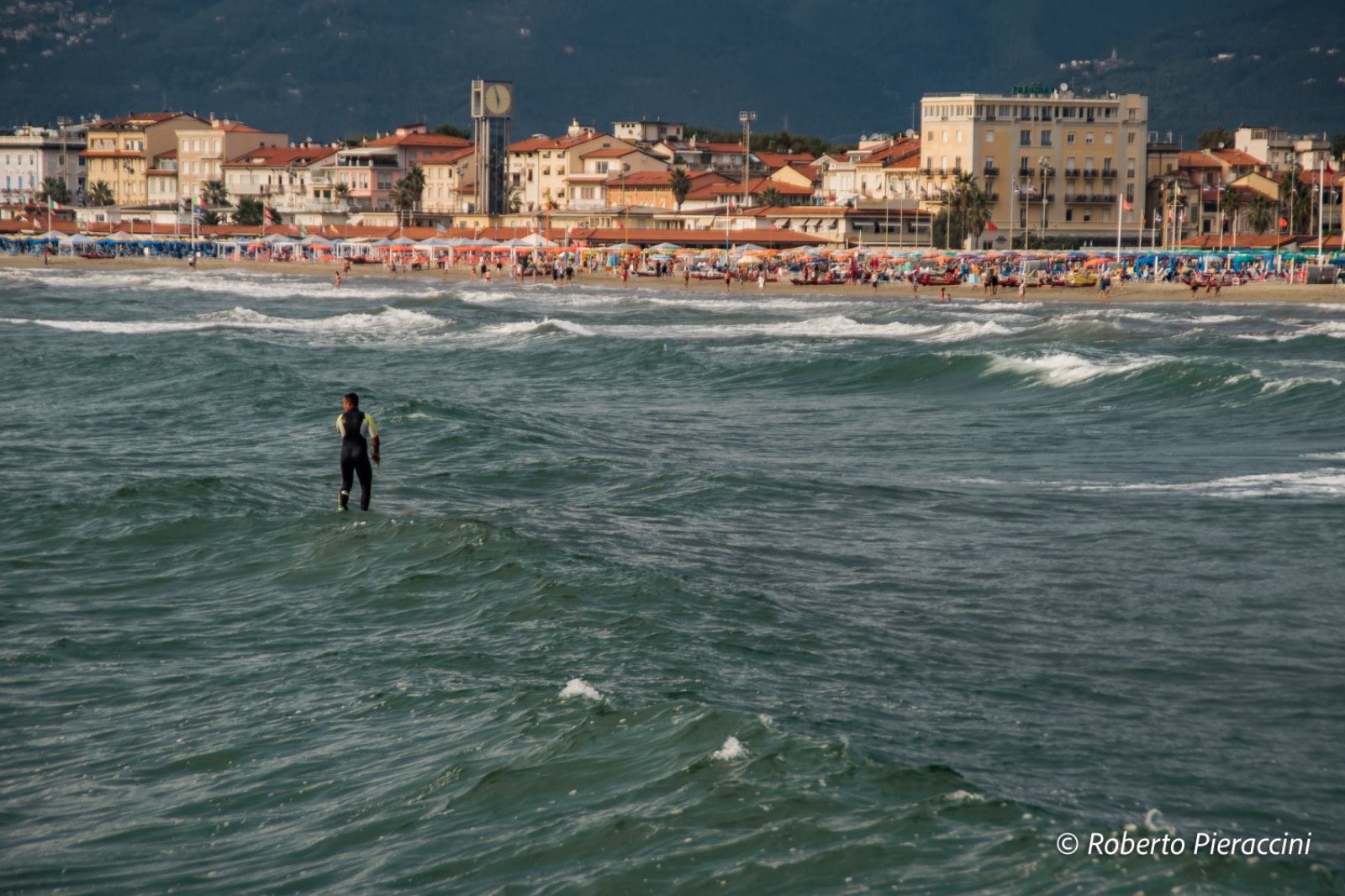 “Sulla balneabilità serve azione coordinata di tutta la Versilia”