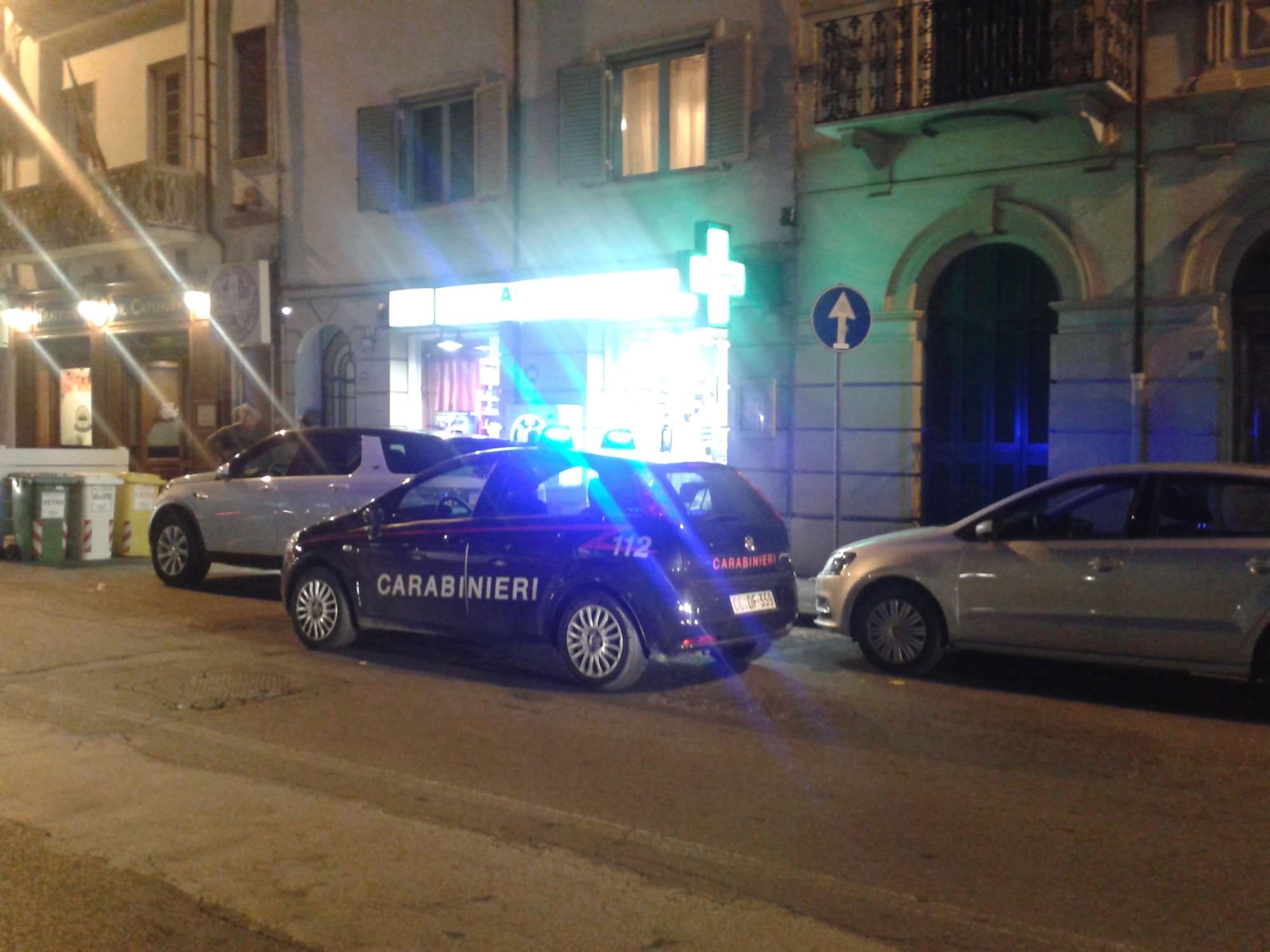 Due rapine in tre giorni alla stessa farmacia di Viareggio