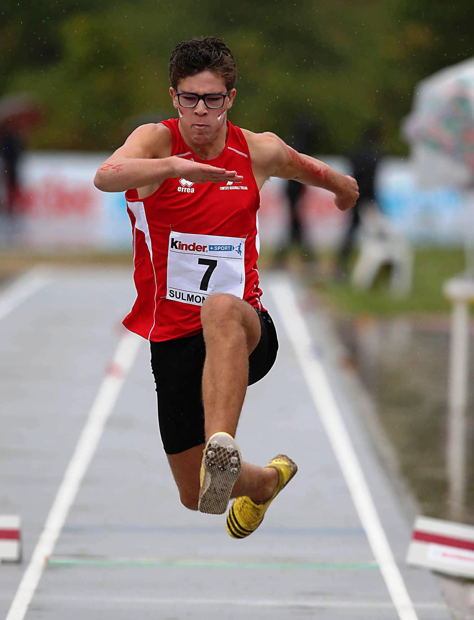 Leonardo Tommasi, ottima prova nel salto triplo nei Campionati Italiani Cadetti