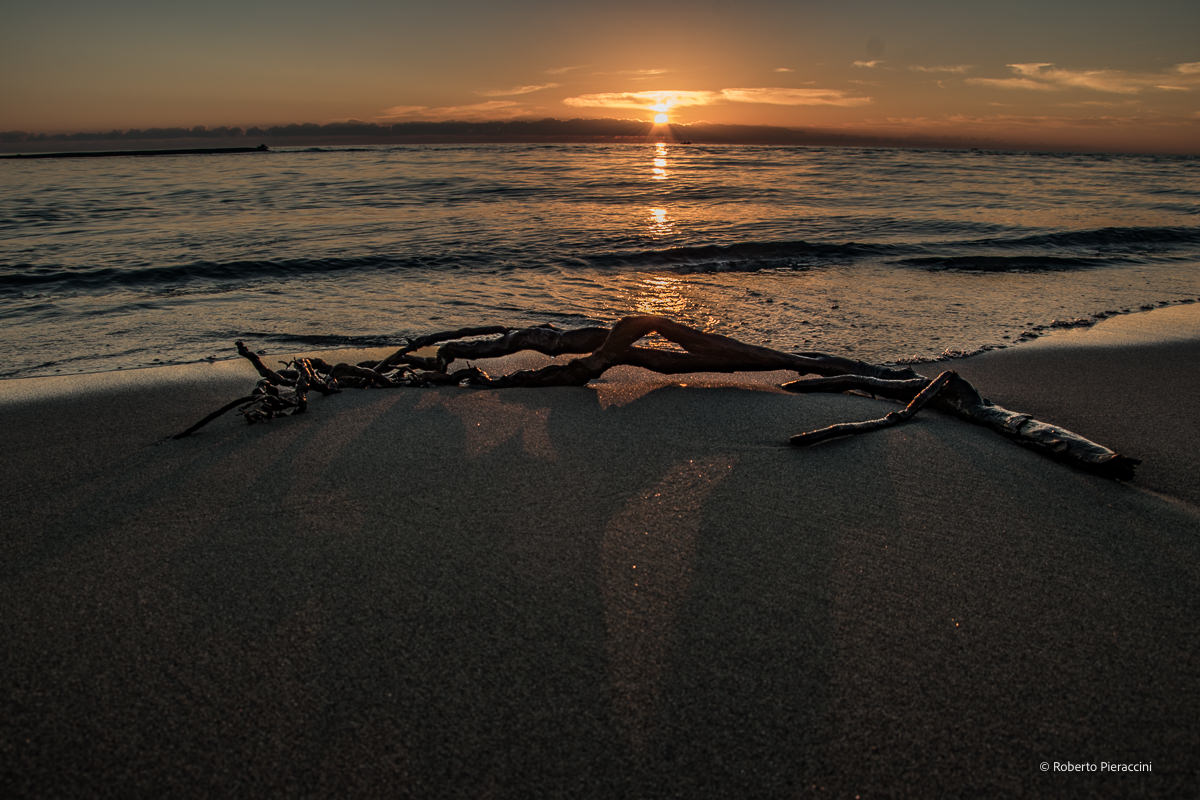 Tramonto sul mare