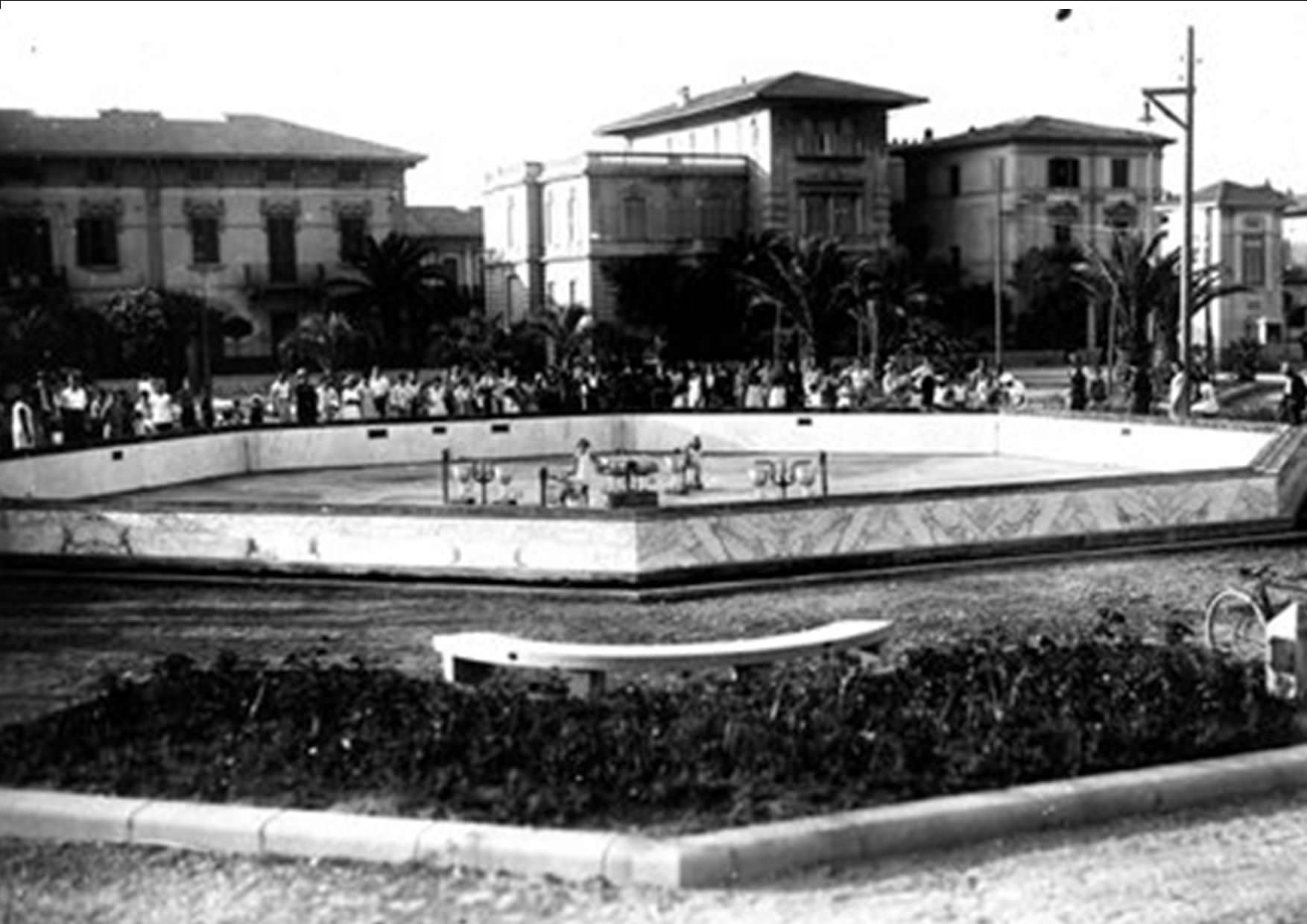 “Serve un nuovo progetto per la fontana di Piazza Mazzini”