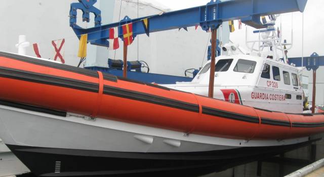 Varata nel cantiere Codecasa la nuova motovedetta della Guardia Costiera