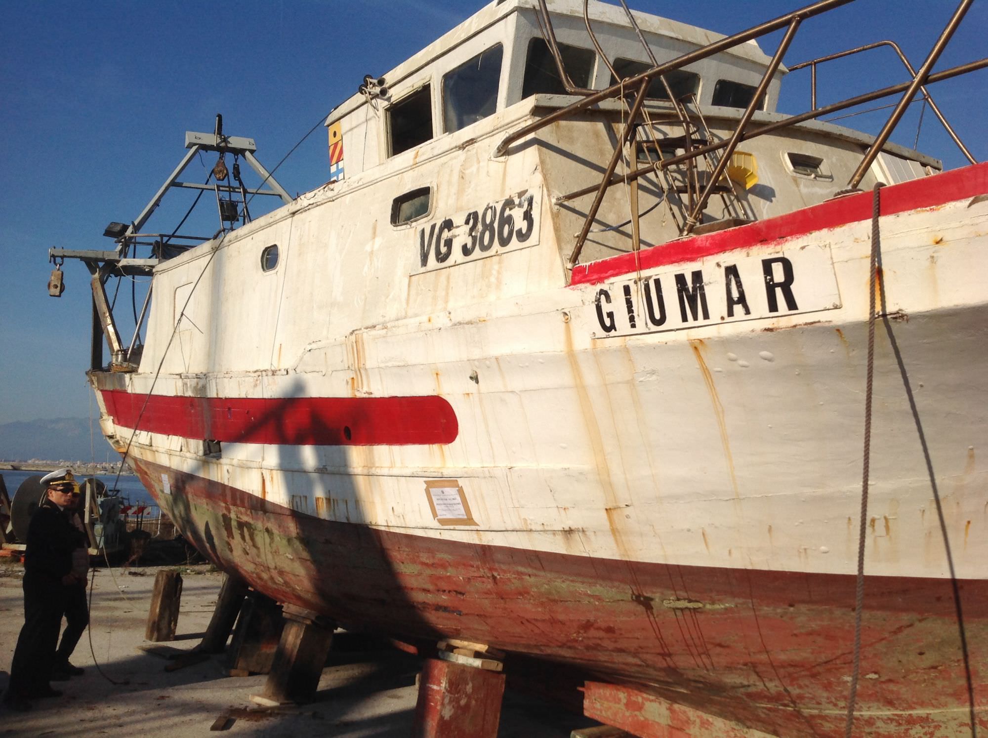 Tragedia in mare, demolito il peschereccio Giumar