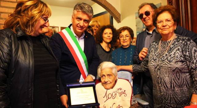Un&#8217;altra centenaria a Pietrasanta. È Carmela Latini, mamma e nonna &#8220;old style&#8221;