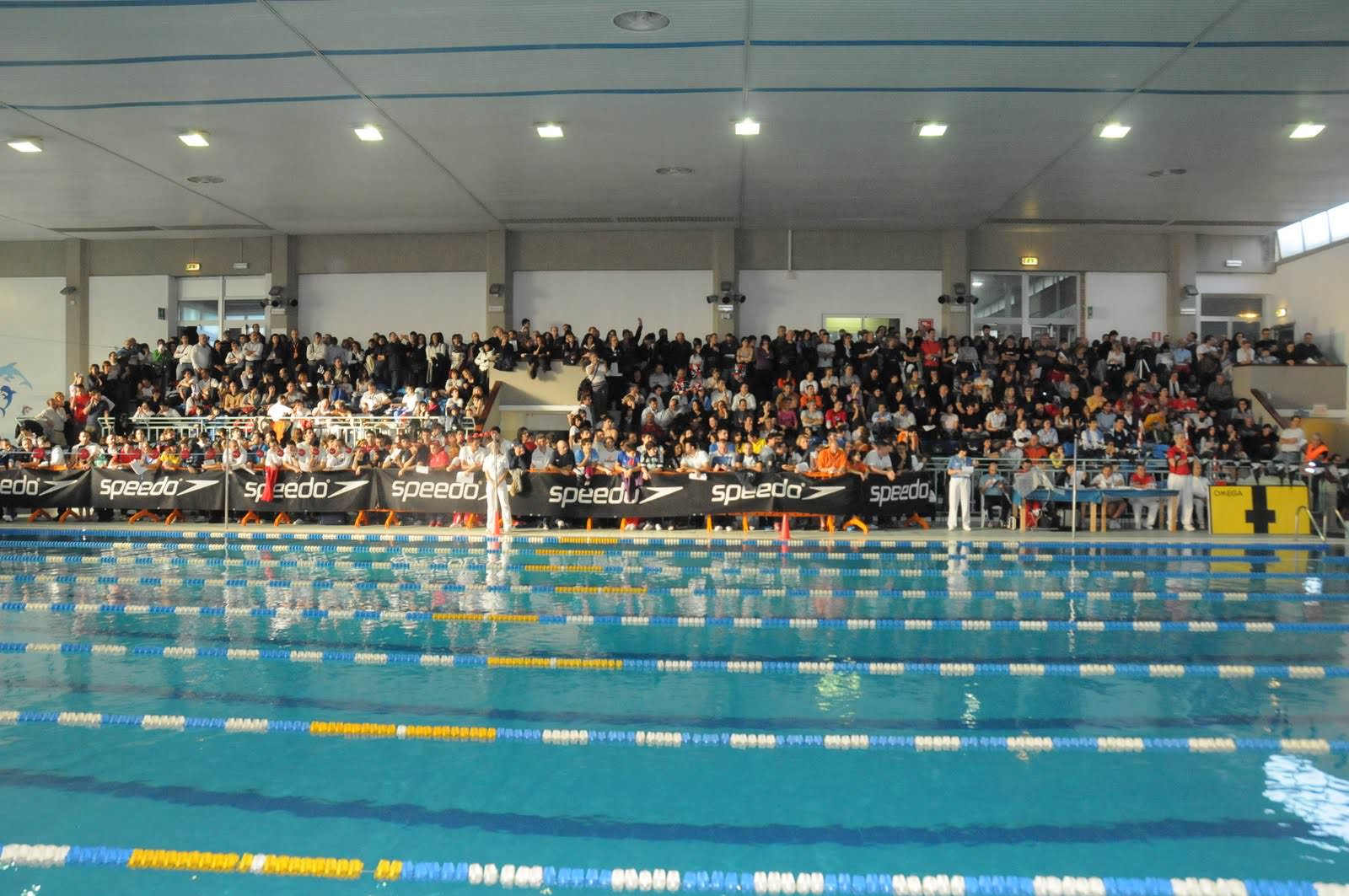 Torna la “Coppa Carnevale” di nuoto. Ma emigra a Massarosa