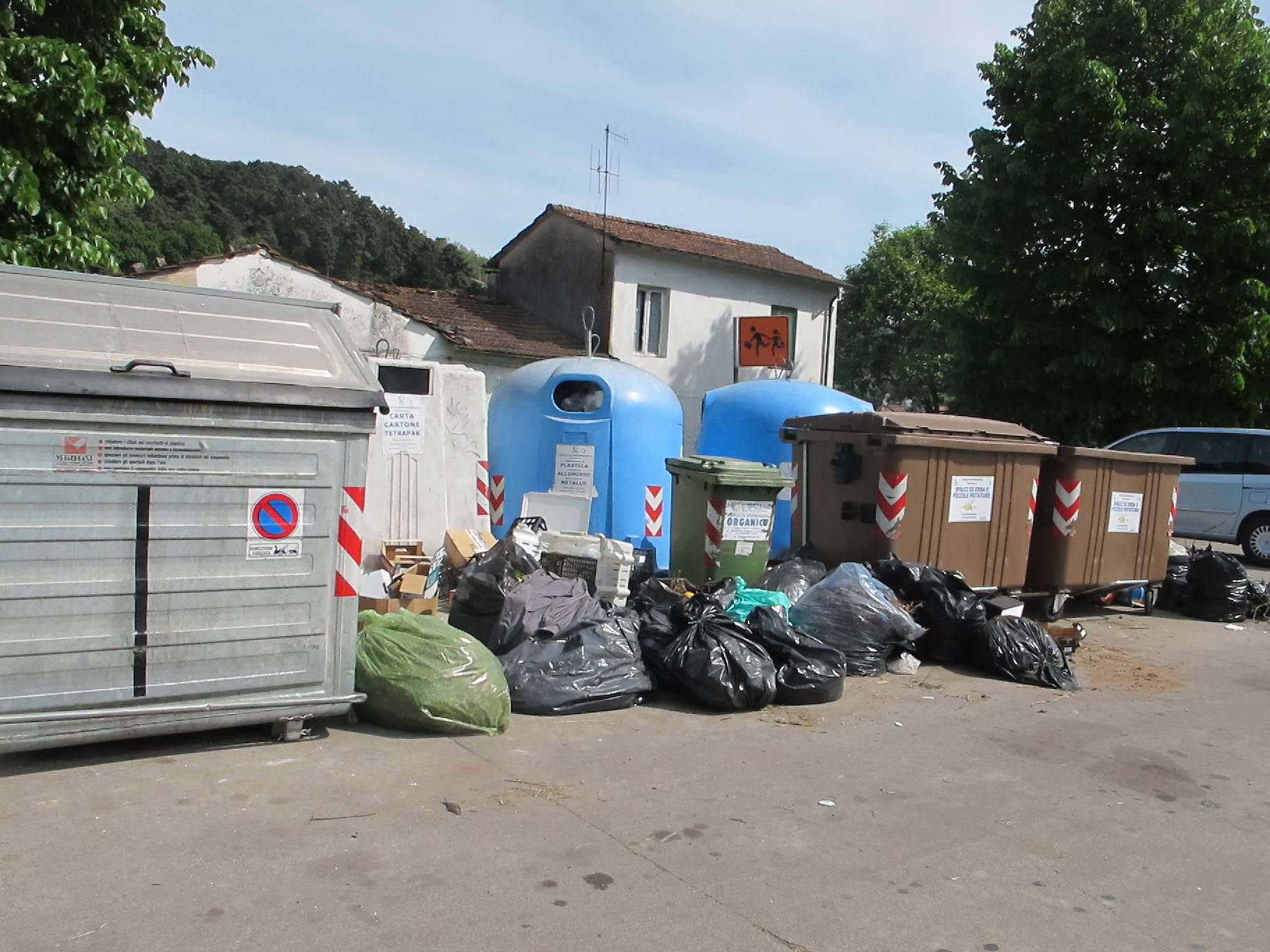 Atre sei discariche abusive a Piano di Mommio