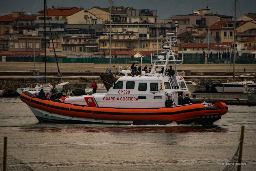 fermo pesca guardia costiera