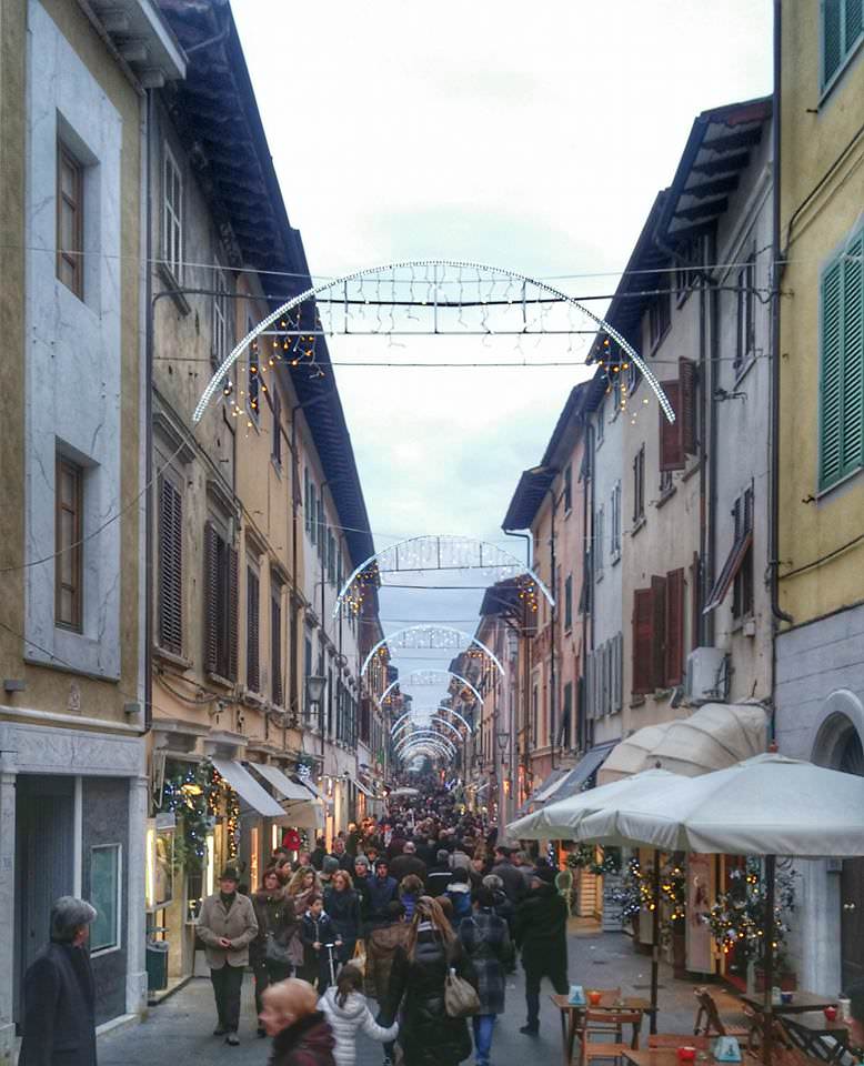 Successo in centro per PietraSantaKlaus