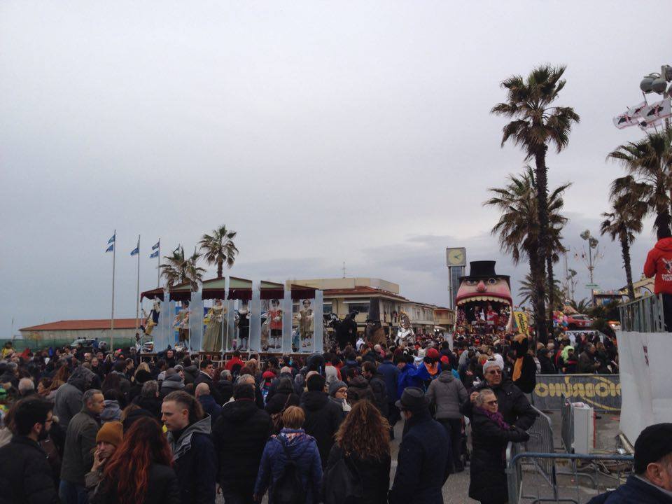 Carnevale tra pioggia e maltempo. 71mila euro l’incasso del quarto corso