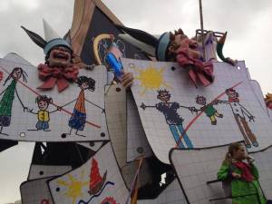 Carnevale, il frego rosso della Bacchettona sulle famiglie arcobaleno 1 (Foto: Vt)