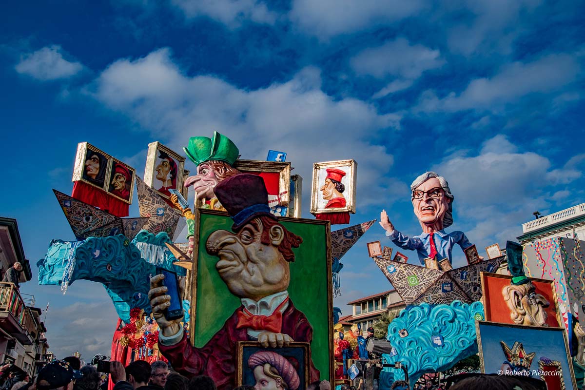 Vigilia del terzo corso di Carnevale tra musica, mostre e rally