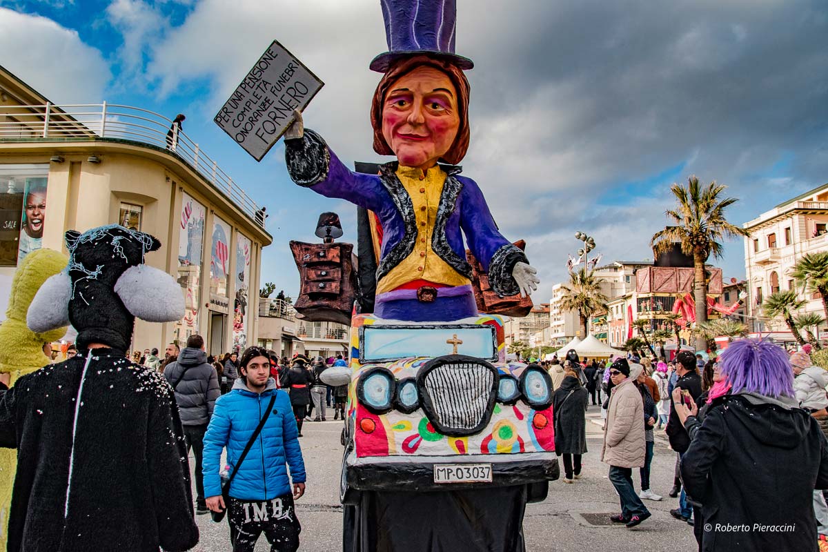 Dalla Ciociaria al Carnevale di Viareggio