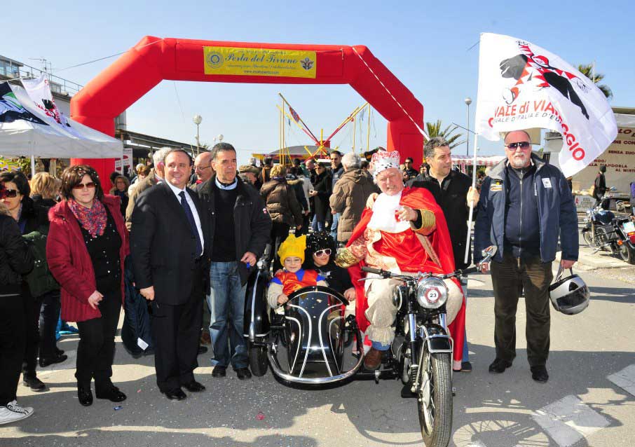 A Viareggio il 27° Motoraduno di Carnevale