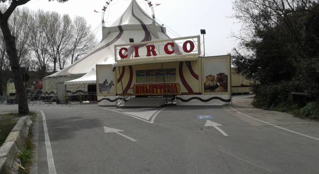 Il circo leva le tende con due giorni d&#8217;anticipo