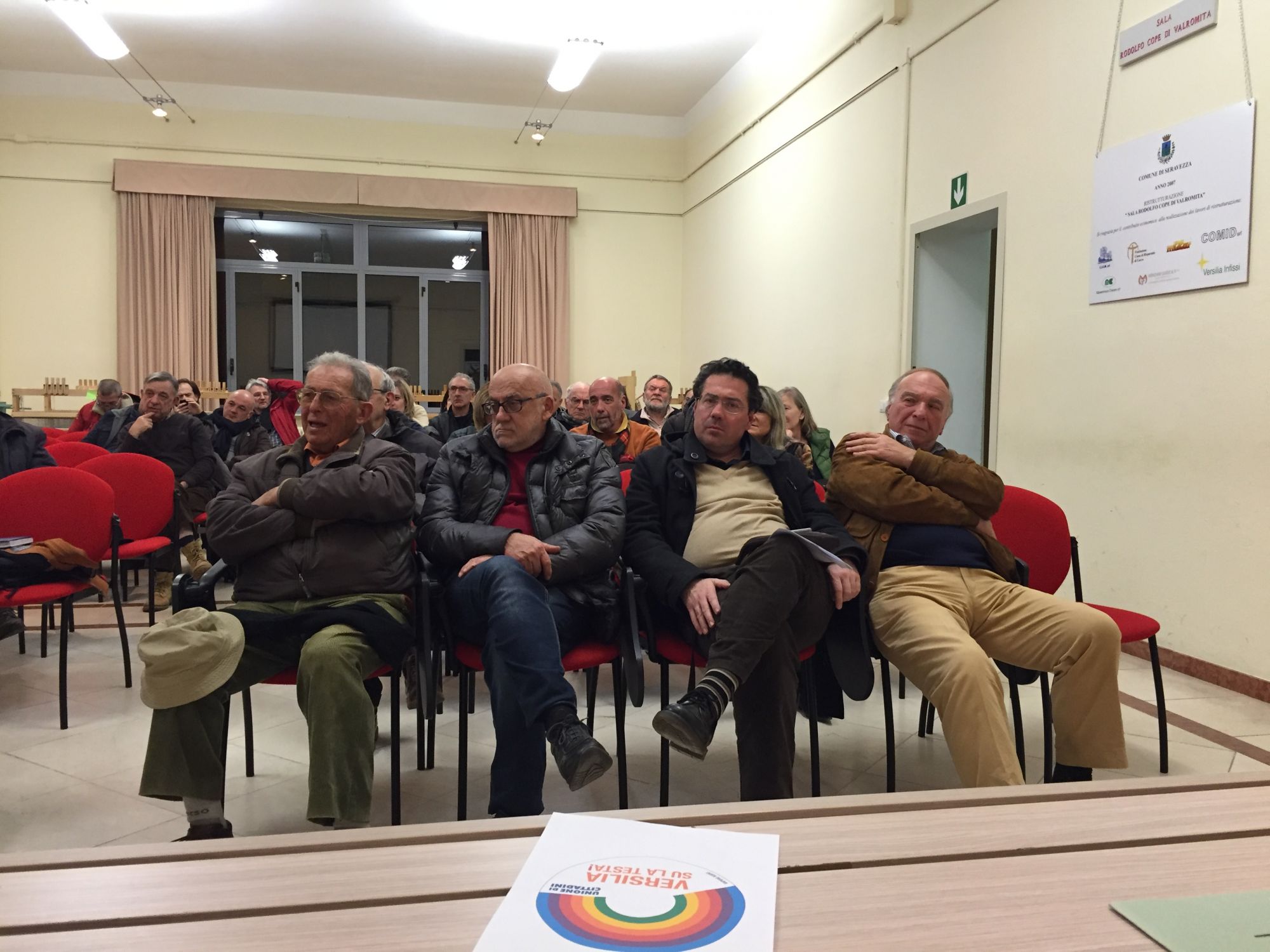 “Versilia, su la testa!”. Primo incontro sul futuro del territorio