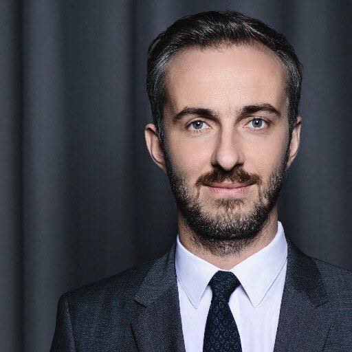 Il Premio Satira al comico tedesco Boehmermann