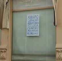 Manifestazione per Boris. E il negozio resta chiuso