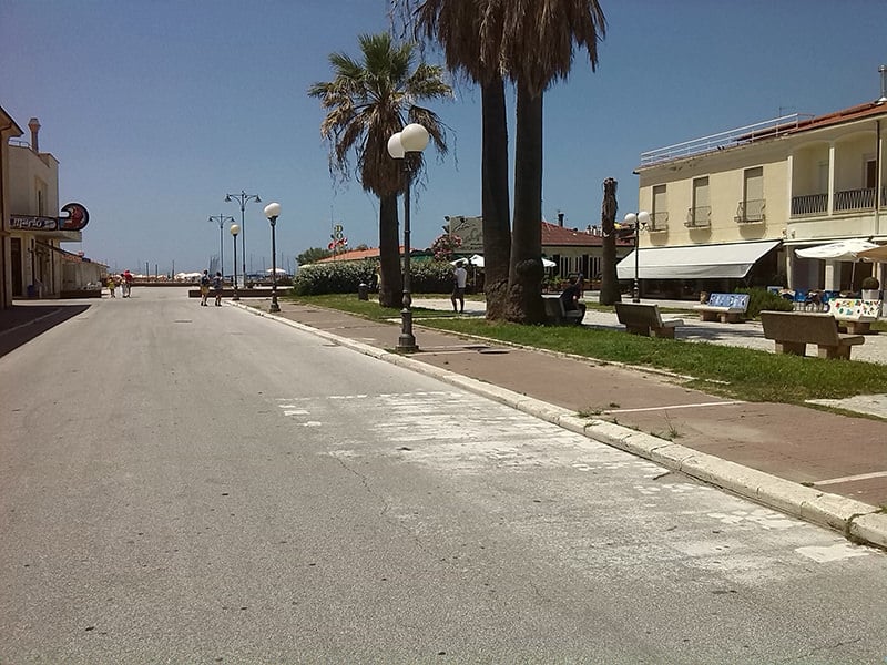 Piazza campioni  ore 13,14 del 25.6.2016