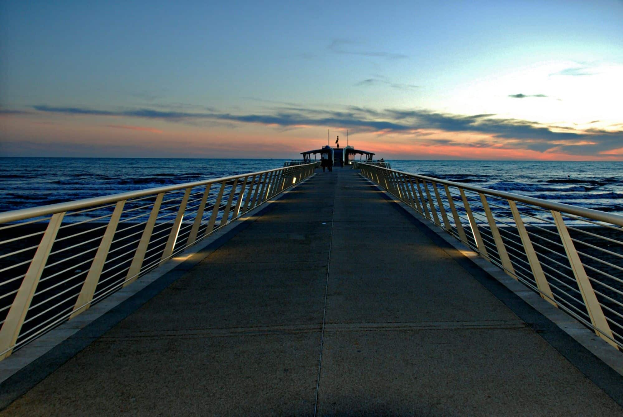 Sul pontile di Lido