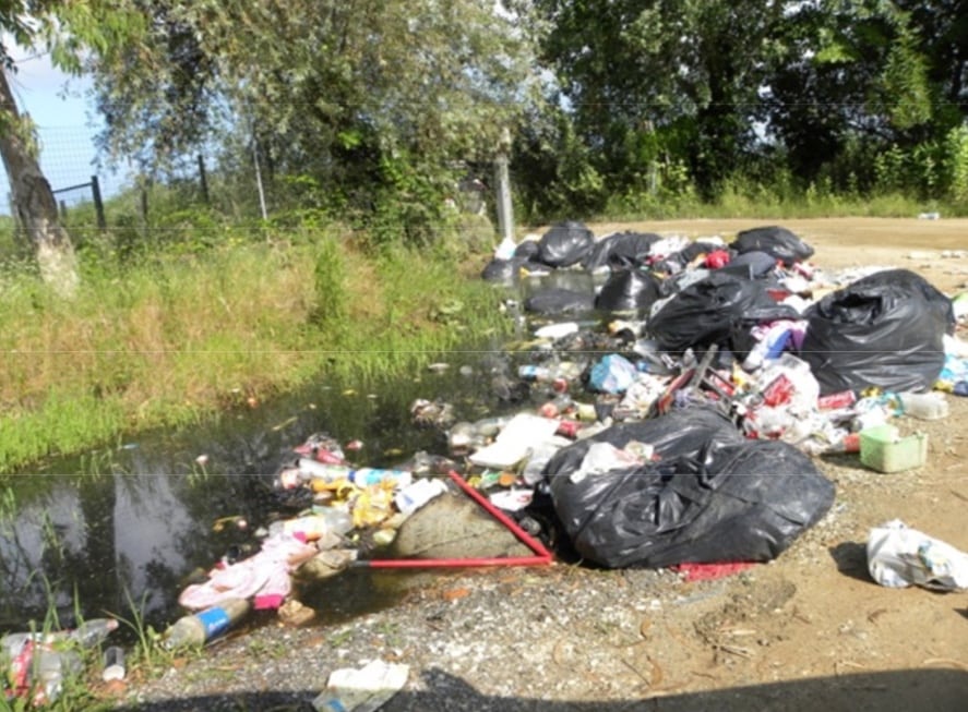 “Gravi carenze di igiene e sicurezza, il campo rom non è abitabile”