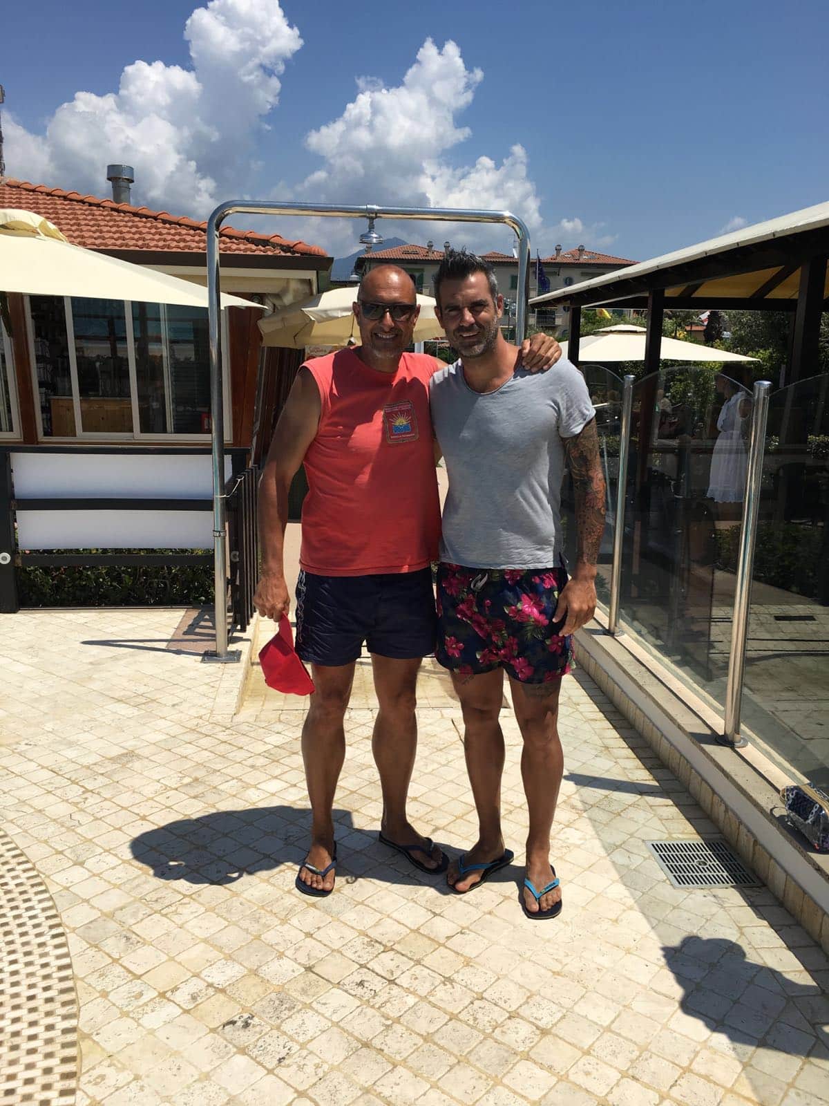 Il portiere Sorrentino in vacanza in Versilia