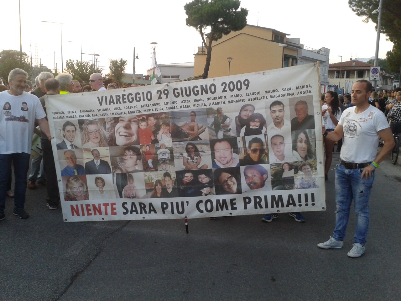 29 giugno, lutto cittadino: come cambia la viabilità a Viareggio