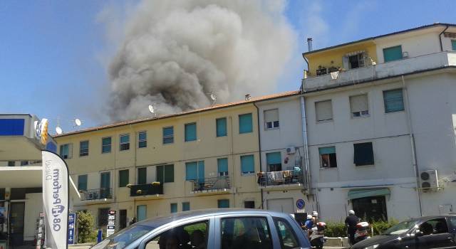 Incendio al Varignano, donna finisce all&#8217;ospedale