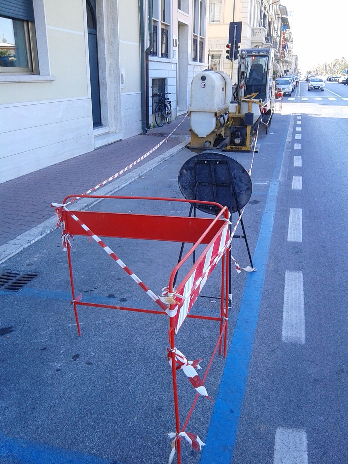 “Ancora perforazioni sul viale a mare”