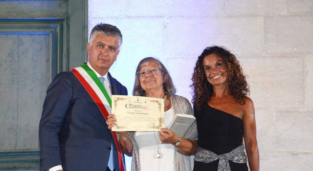 Premio Carducci 2016, vince Vivian Lamarque
