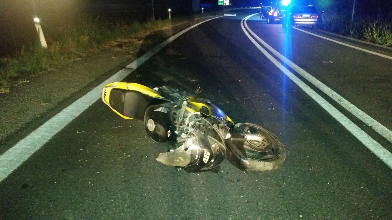 Perde il controllo della moto. Muore centauro