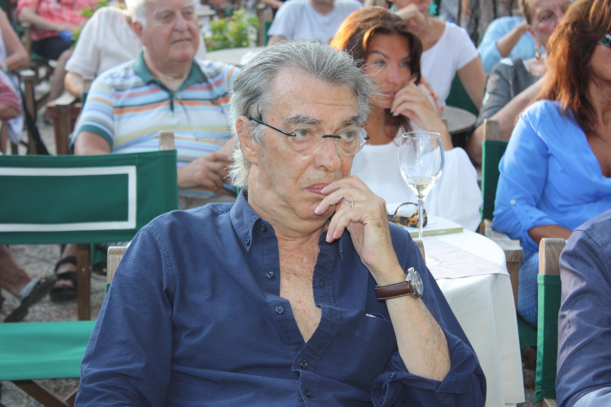 Massimo Moratti tra il pubblico del Caffè della Versiliana