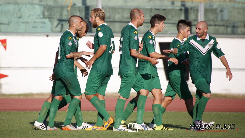 La fotogallery di Viareggio-Massese