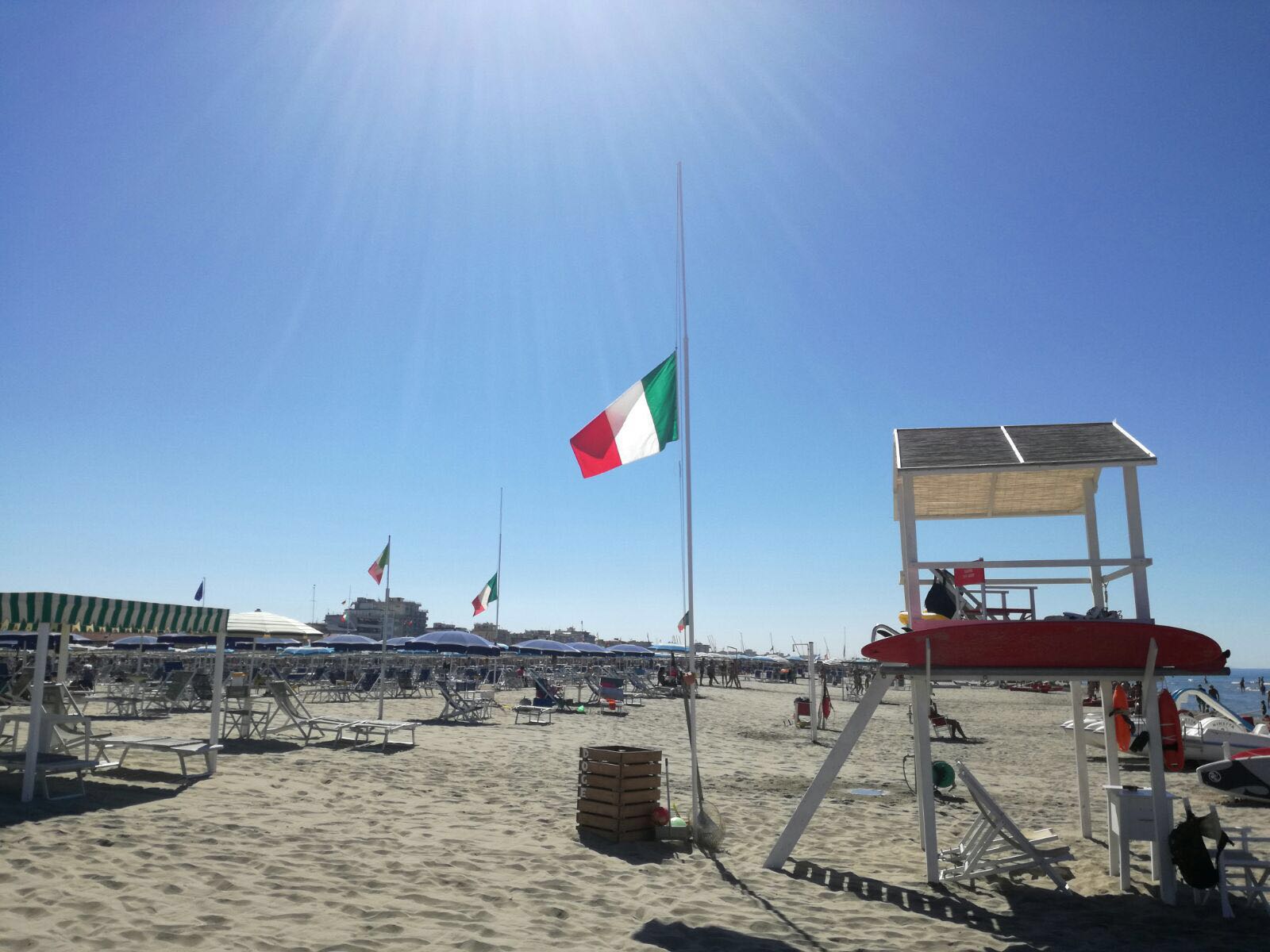 Terremoto, al via la raccolta fondi dagli stabilimenti della Versilia