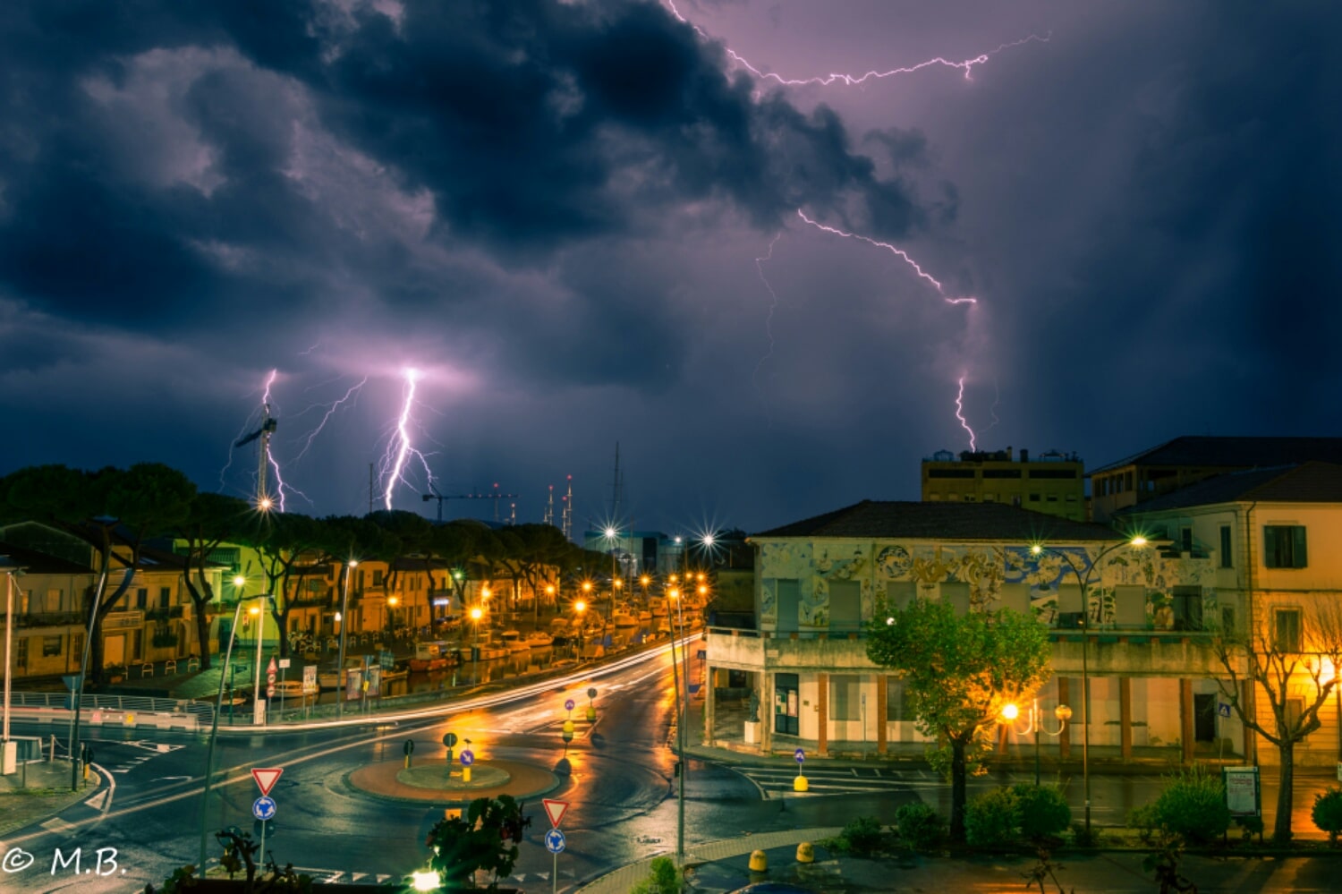 Maltempo, prosegue l’allerta meteo per temporali forti