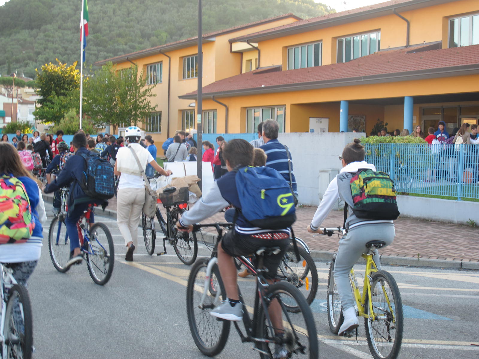 Bimbi a scuola in bicicletta per la Settimana Europea della mobilità