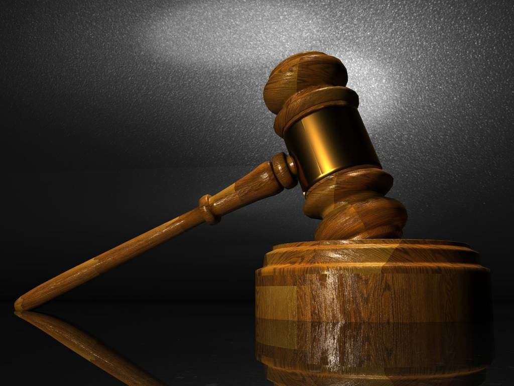 legge processo querela denuncia tribunale