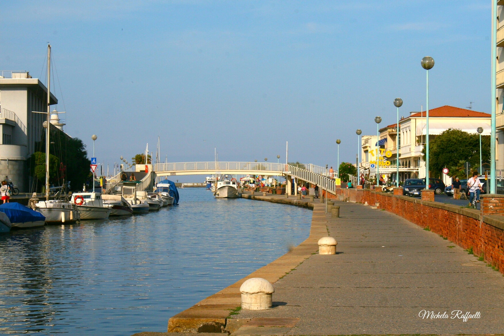 Sul canale a Viareggio