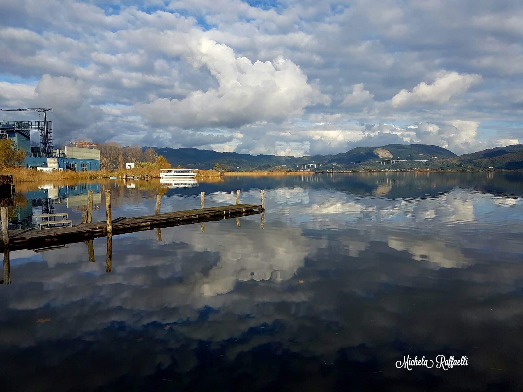 Lago e riflesso