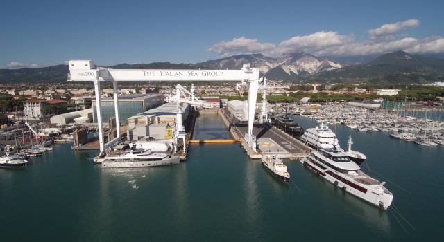 I più prestigiosi Mega Yacht scelgono NCA Refit e Marina di Carrara